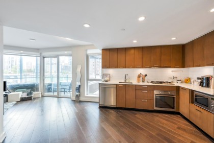 Photo 10 at 607 - 1372 Seymour Street, Downtown VW, Vancouver West