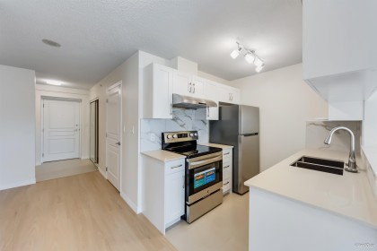 Photo 9 at 309 - 5639 Hampton Place, University VW, Vancouver West
