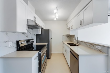 Photo 8 at 309 - 5639 Hampton Place, University VW, Vancouver West