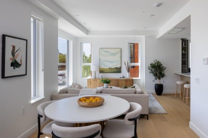 Photo 2 at 213 - 715 W 49th Avenue, Oakridge VW, Vancouver West