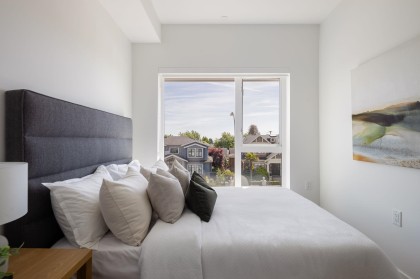 Photo 13 at 213 - 715 W 49th Avenue, Oakridge VW, Vancouver West