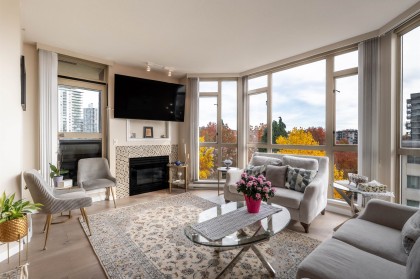 Photo 2 at 801 - 160 W Keith Road, Central Lonsdale, North Vancouver