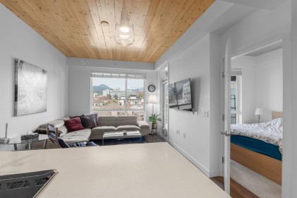 Photo 5 at 611 - 108 E 8th Street, Central Lonsdale, North Vancouver