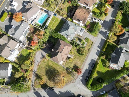 Photo 9 at 404 Somerset Street, Upper Lonsdale, North Vancouver