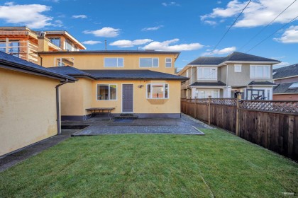 Photo 5 at 2445 W 19th Avenue, Arbutus, Vancouver West