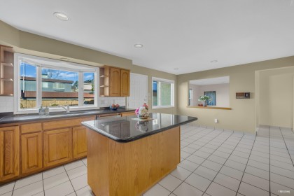 Photo 18 at 2445 W 19th Avenue, Arbutus, Vancouver West