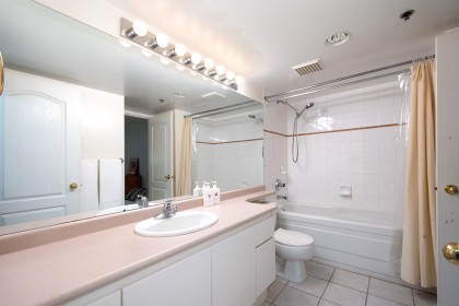 Photo 28 at 203 - 1488 Hornby Street, Yaletown, Vancouver West