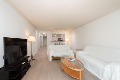 Photo 9 at 203 - 1488 Hornby Street, Yaletown, Vancouver West