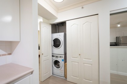 Photo 30 at 203 - 1488 Hornby Street, Yaletown, Vancouver West