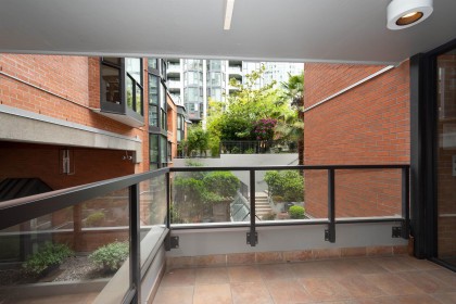 Photo 31 at 203 - 1488 Hornby Street, Yaletown, Vancouver West