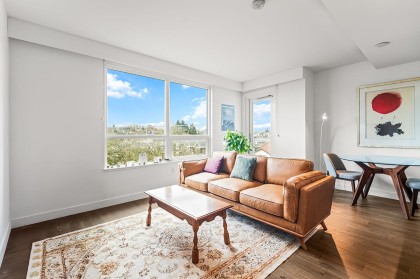 Photo 3 at 408 - 5693 Elizabeth Street, Cambie, Vancouver West