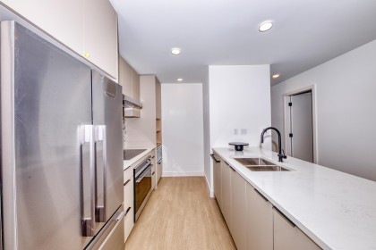 Photo 6 at 368 - 422 E 3rd Street, Lower Lonsdale, North Vancouver