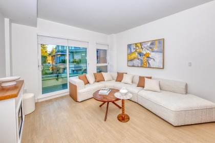 Photo 3 at 368 - 422 E 3rd Street, Lower Lonsdale, North Vancouver