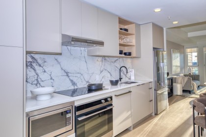 Photo 7 at 358 - 422 E 3rd Street, Lower Lonsdale, North Vancouver