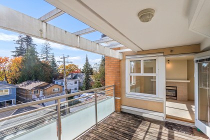 Photo 23 at 303 - 3580 W 41st Avenue, Southlands, Vancouver West