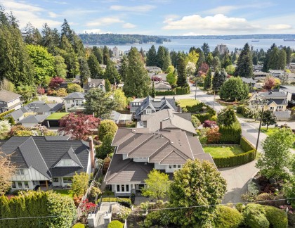 Photo 3 at 1398 Lawson Avenue, Ambleside, West Vancouver