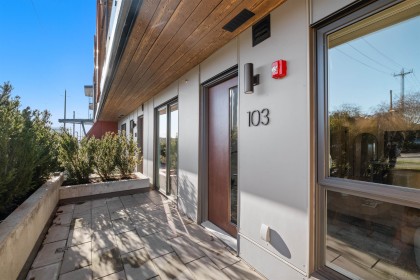 Photo 2 at 103 - 333 St. Davids Avenue, Lower Lonsdale, North Vancouver