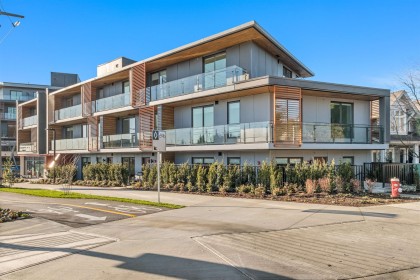 Photo 1 at 103 - 333 St. Davids Avenue, Lower Lonsdale, North Vancouver