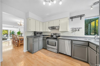 Photo 13 at 252 E 21st Street, Central Lonsdale, North Vancouver