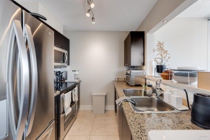 Photo 7 at 2204 - 1420 W Georgia Street, West End VW, Vancouver West