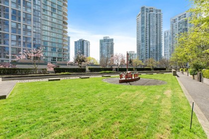 Photo 13 at 1028 Cambie Street, Yaletown, Vancouver West