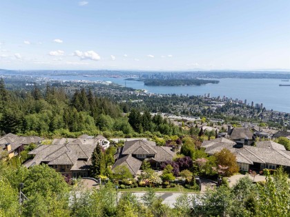 Photo 12 at 2356 Kadlec Court, Whitby Estates, West Vancouver