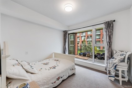 Photo 14 at 305 - 1571 W 57th Avenue, South Granville, Vancouver West