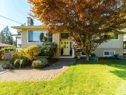 Photo 4 at 799 Plymouth Drive, Windsor Park NV, North Vancouver