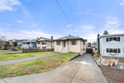 Photo 34 at 741 E 14th Street, Boulevard, North Vancouver