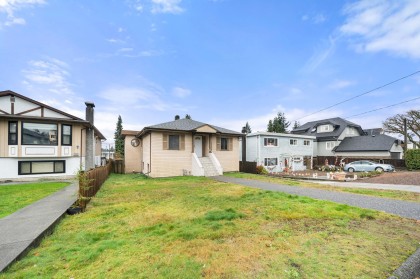 Photo 33 at 741 E 14th Street, Boulevard, North Vancouver