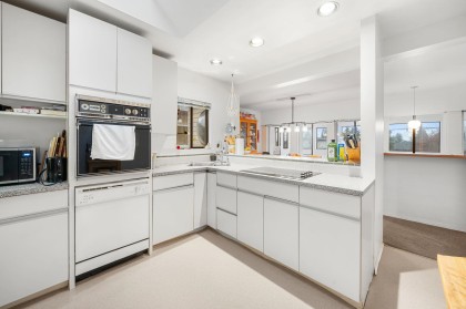 Photo 8 at 741 E 14th Street, Boulevard, North Vancouver