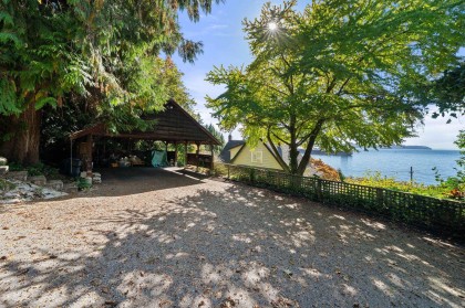 Photo 7 at 3721 Sunset Lane, West Bay, West Vancouver