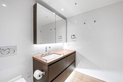 Photo 22 at 602 - 1561 W 57th Avenue, South Granville, Vancouver West