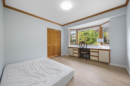 Photo 13 at 96 Bonnymuir Drive, Glenmore, West Vancouver
