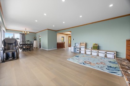 Photo 18 at 96 Bonnymuir Drive, Glenmore, West Vancouver