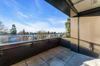 Photo 7 at 607 - 1571 W 57th Avenue, South Granville, Vancouver West