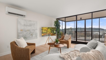 Photo 1 at 401 - 475 13th Street, Ambleside, West Vancouver