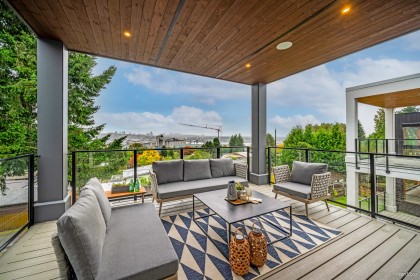 Photo 9 at 973 Adderley Street, Calverhall, North Vancouver