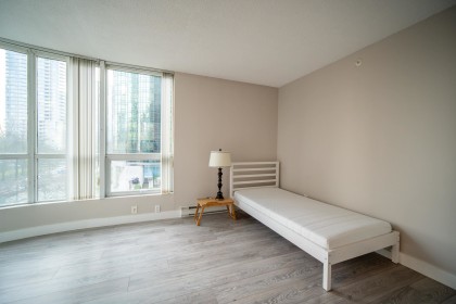 Photo 13 at 302 - 588 Broughton Street, Coal Harbour, Vancouver West