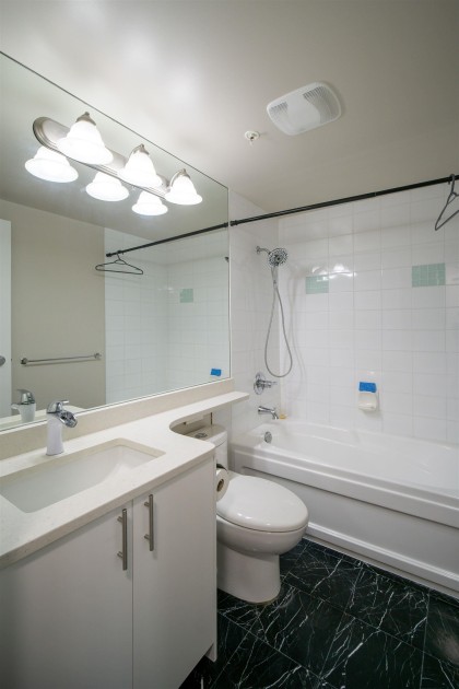 Photo 11 at 302 - 588 Broughton Street, Coal Harbour, Vancouver West