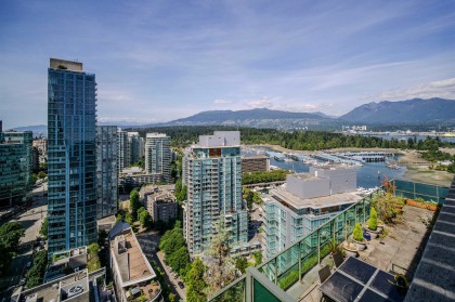Photo 4 at 302 - 588 Broughton Street, Coal Harbour, Vancouver West