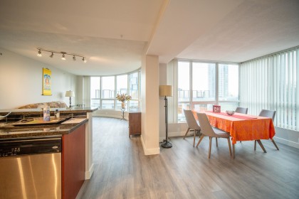 Photo 8 at 302 - 588 Broughton Street, Coal Harbour, Vancouver West