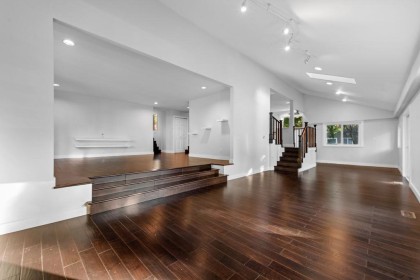 Photo 10 at 271 Montroyal Boulevard, Upper Delbrook, North Vancouver