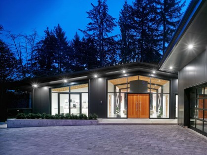 Photo 3 at 2409 Windridge Drive, Seymour NV, North Vancouver