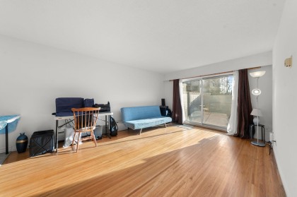 Photo 2 at 3 - 135 W 21st Street, Central Lonsdale, North Vancouver