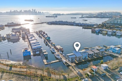 Photo 24 at 20 - 415 W Esplanade, Lower Lonsdale, North Vancouver