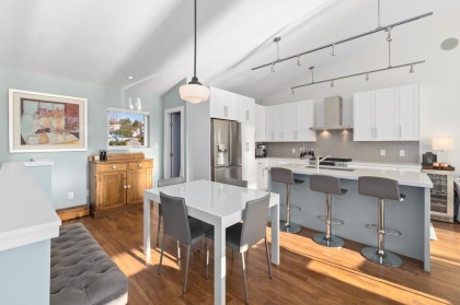 Photo 8 at 20 - 415 W Esplanade, Lower Lonsdale, North Vancouver