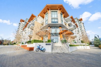 Photo 1 at 2779 Library Lane, Lynn Valley, North Vancouver