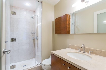 Photo 14 at 903 - 1169 W Cordova Street, Coal Harbour, Vancouver West