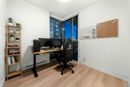 Photo 8 at 1805 - 928 Richards Street, Yaletown, Vancouver West